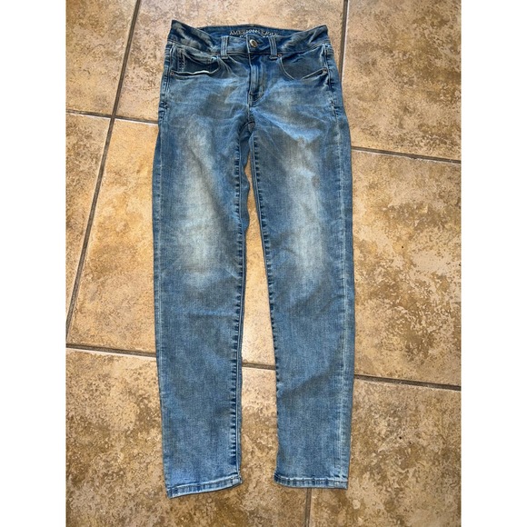 American Eagle Outfitters Denim - American Eagle Skinny Jeans Size 2 Short